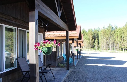 Island Park Ski Chalet | Single Cabin Unit 2