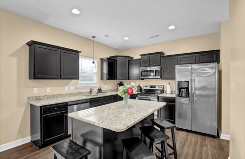 Hubert House | Single Family Home near Camp Lejeune