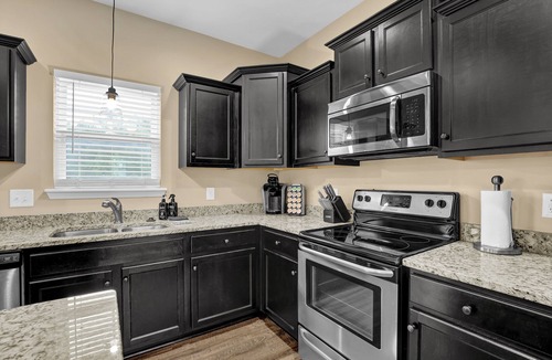 Hubert House | Single Family Home near Camp Lejeune
