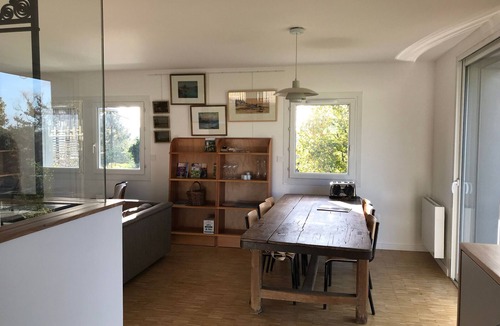 Chartres Cottage | Single-floor house in Chartres, cathedral view, accessible