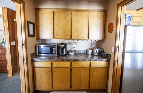 Bayshore House | Single Level, 2 King suites, on the beach, with 36" wide doors for accessibility