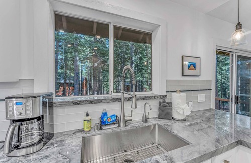 Ridgewood House | Single-Level Carnelian Bay Gem Near Skiing & Beach