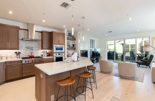 Old Town House | Single level home - Modern Luxury Amenities