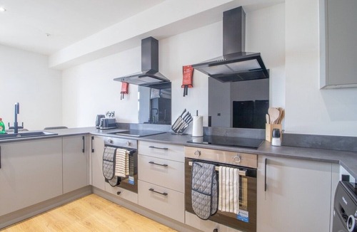 Grangemouth Apartment | Single Room #1 - Alexandra Apt