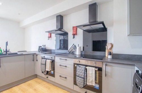 Grangemouth Apartment | Single Room #2 - Alexandra Apt