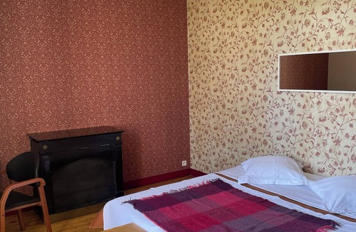 Ingrandes-de-Touraine Bed & Breakfast | Single room above the restaurant