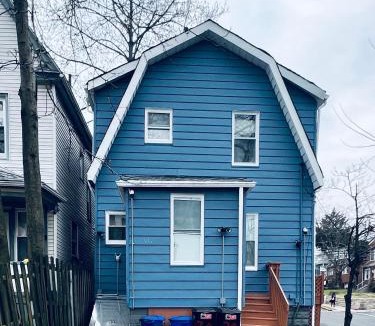 Irvington House | Single Room with Bathroom