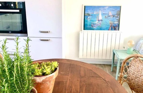 Saint-Vaast-la-Hougue House | Single-storey house