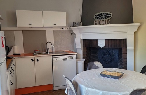 Saint-Fromond Apartment | SINGLE-STOREY APARTMENT WITH TERRACE