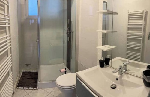 Mairieux House | single-storey house