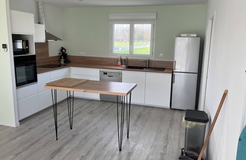 Petosse House | Single-storey house in quiet subdivision