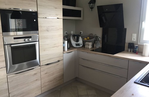 Bouaye Villa | Single storey house with heated pool