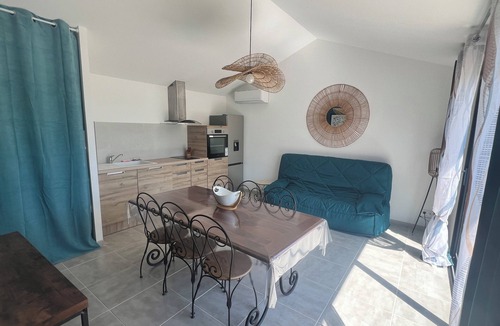 Saint-Ambroix House | SINGLE STOREY VILLA WITH HEATED POOL AND JACCUZI