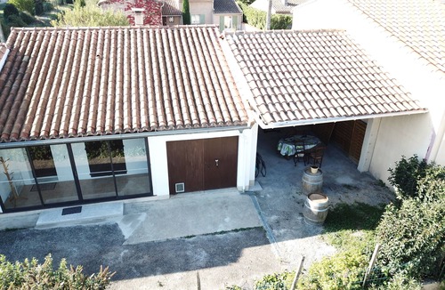 Pennautier Villa | single-storey villa enclosed garden quiet area