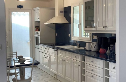 Barjac Villa | Single-storey villa with exceptional panoramic view