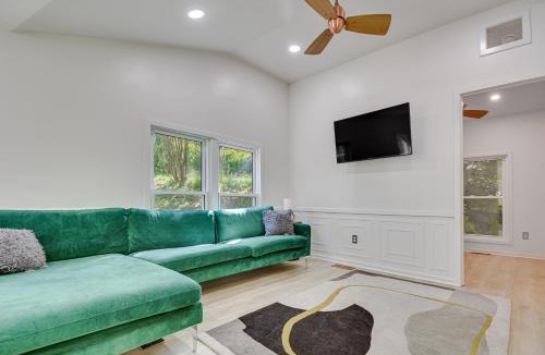 Semora House | Single-Story Cabin on Hyco Lake: Swim & Unwind!