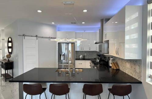 Sovana House | Single story LUX 2 BDR w/Pool