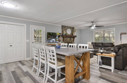 Eagle Mountain Cabin | Single Story Modern Cabin! Fireplace, Games & Firepit, Pool Access, Orchards!