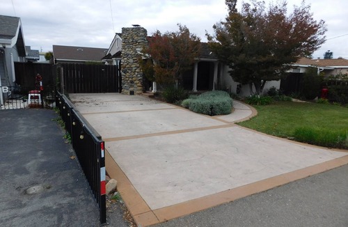 Campbell RV Rental | Single Super Bowl Full Hookup RV spot in Campbell