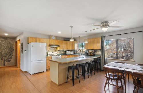 Chama House | Single Tree Cottage - Walk to Downtown Chama!
