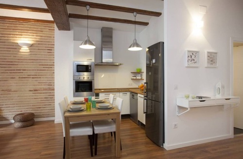 La Roqueta Apartment | Singular Stays Cervantes II