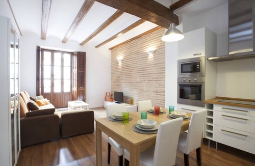 La Roqueta Apartment | Singular Stays Cervantes II