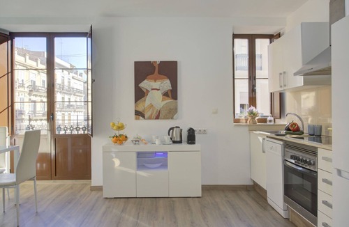 La Roqueta Apartment | SingularStays Valencia Center III