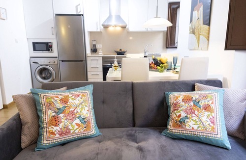 La Roqueta Apartment | SingularStays Valencia Center IV