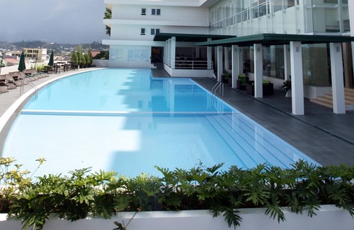 Pinaesaan Hotel | Sintesa Peninsula Hotel Manado
