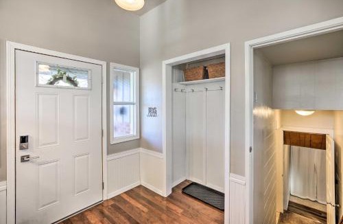 Sioux Center House | Sioux Center Split-Level Home w/Game Room!