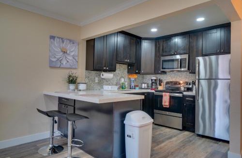 Pleasanton Apartment | Sip, Golf and Explore Pleasanton Retreat!