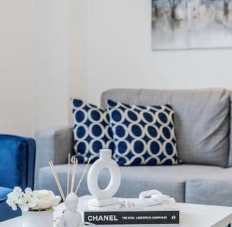 Brompton & Hans Town Apartment | Sir Hans Residence opposite Harrods with AC