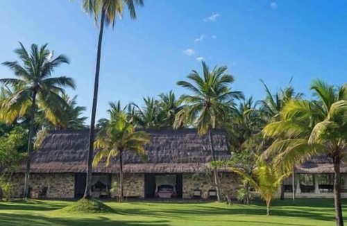 Sigar Penjalin Villa | Sira Beach House by Elite Havens