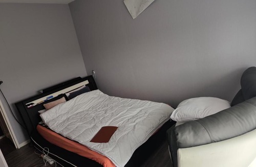 Plantieres Queuleu Apartment | Sissoko Madidjou