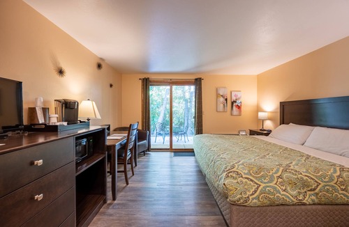 Sister Bay Hotel | Sister Bay Inn