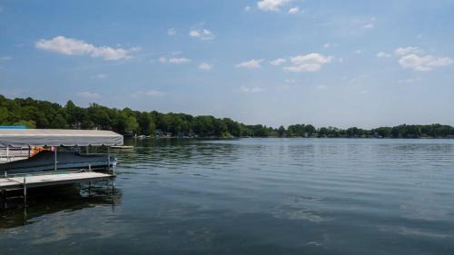Sister Lakes House | Sister Lake Cottages - Unit 3