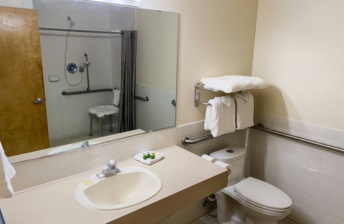 Sisters Hotel | Sisters Inn And Suites