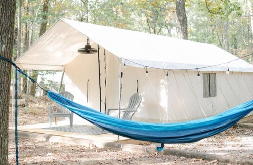 Brownsboro RV Rental | Site #34 Double Safari