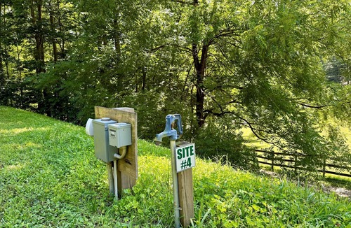 Robbinsville RV Rental | Site 4 – 50 Amp & Water, Tent Lot, Fire Ring