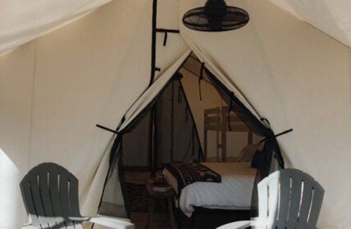 Brownsboro RV Rental | Site #42 Deluxe Safari