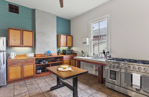 Mid-City Bed & Breakfast | Site 61 Guesthouse