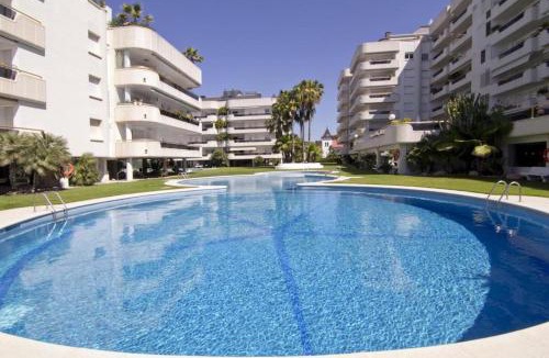 Passeig Maritim Apartment | SITGES POOL & SEA TERRACE Luxury, comfort, unbeatable location