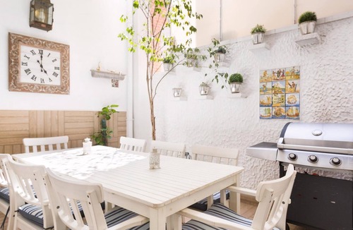 Sitges Town Center Cottage | Sitges Spaces Beach House- 4 Bedroom/3 bathroom