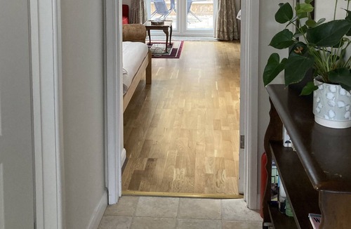 Kingston Cottage | Situated on