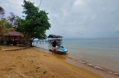 Toinasa Hotel | Siuri Cottages & Restaurant