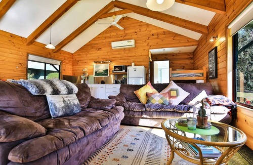 Kangaroo Valley Cabin | Siver Cabin Summary: