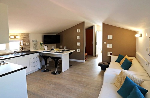 Peracko Blato Villa | Six Bedroom Villa With Heated Pool