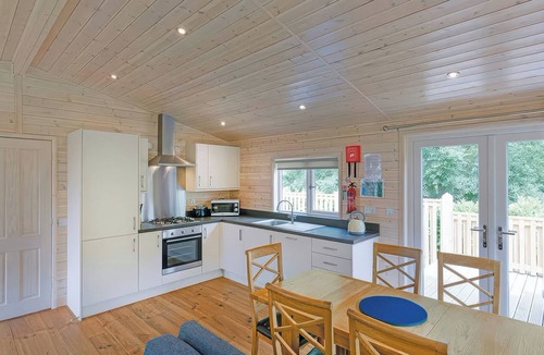 Saddleworth Cottage | Six Berth pet Free Lodges