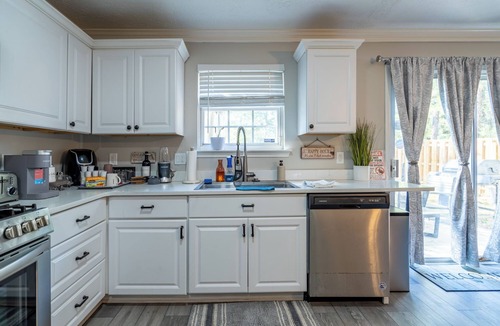 Lithia Springs House | Six Flags Vacation Home