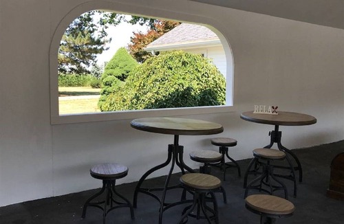 Sandusky Cabin | Six miles from Lake Erie Ferries, Pet Friendly Private Room with Bath